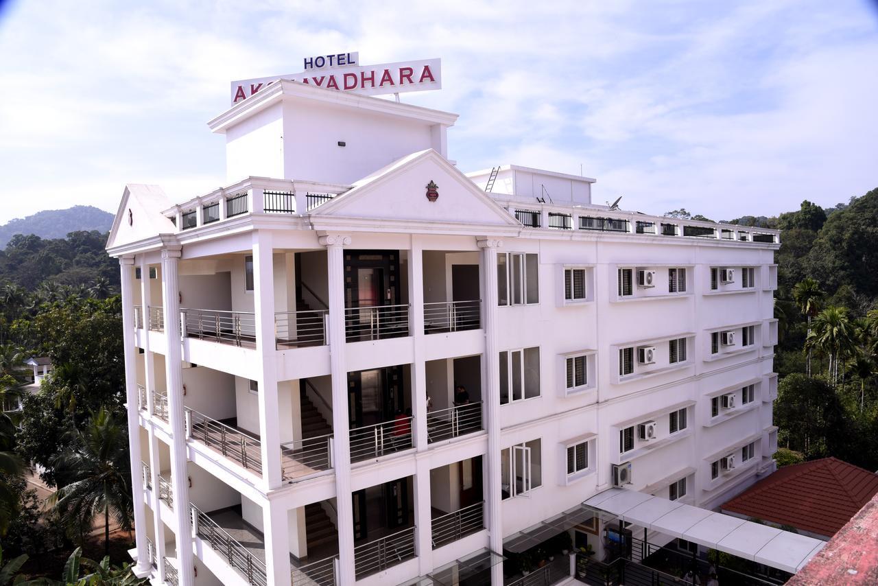 Hotel Akshayadhara Subrahmanya Exterior foto